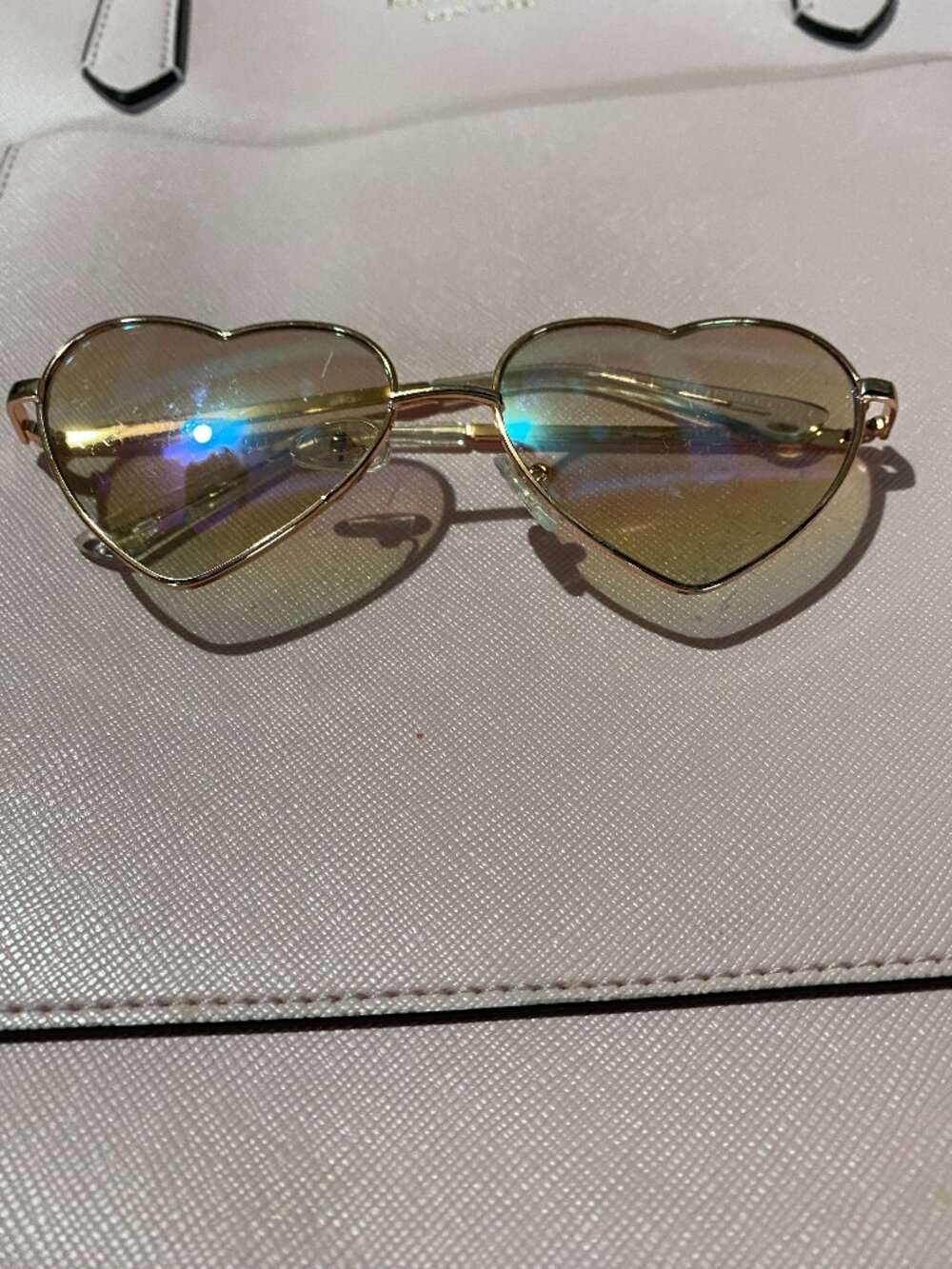 Guess glasses